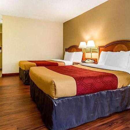 Studios & Suites 4 Less 샬럿 외부 사진