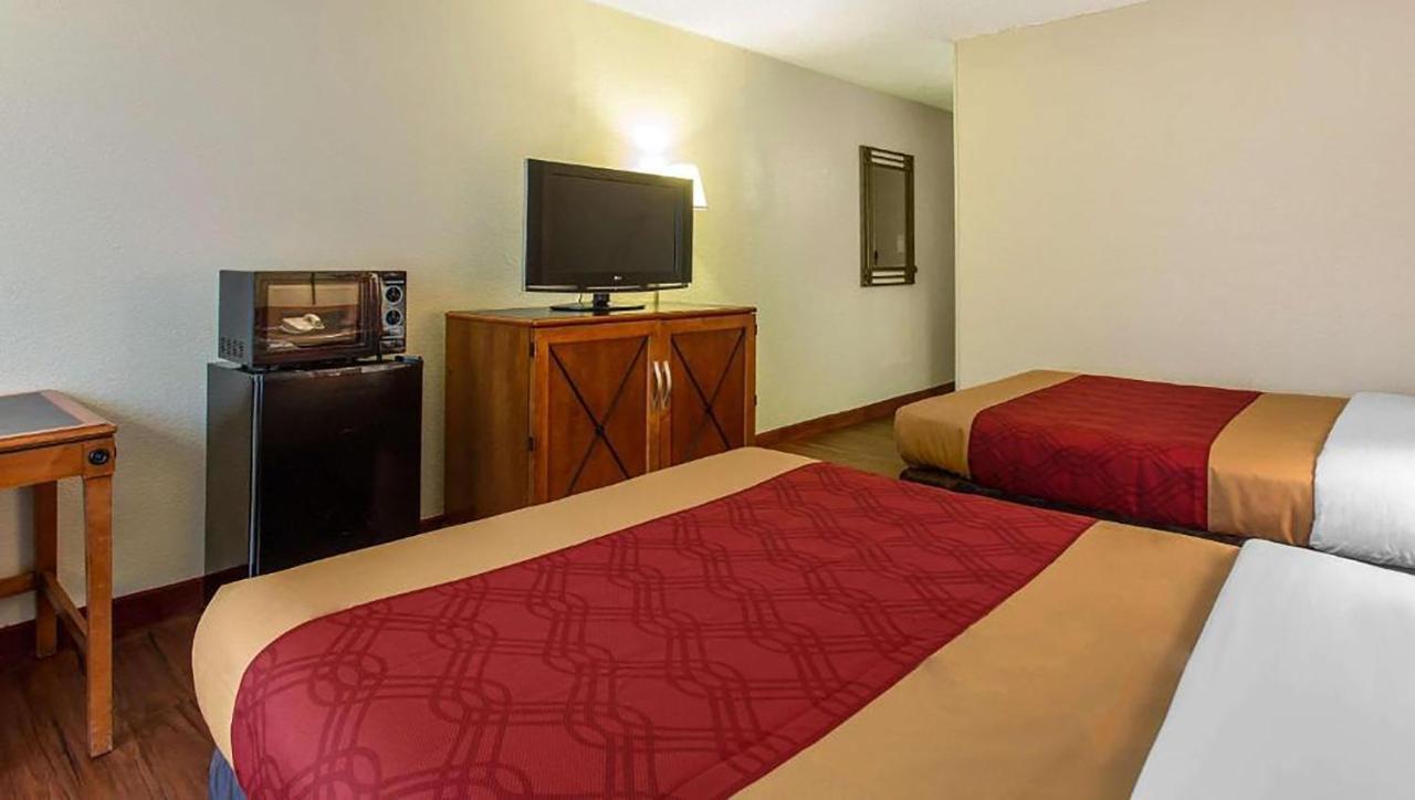 Studios & Suites 4 Less 샬럿 외부 사진