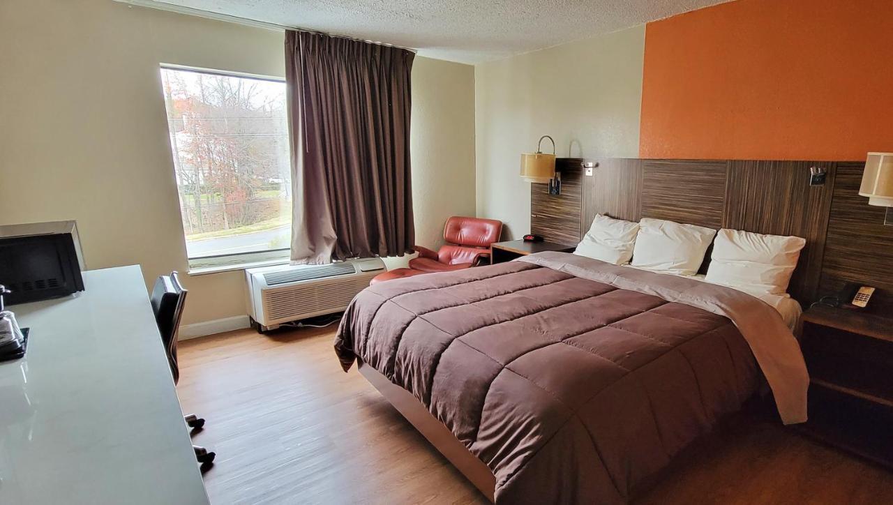 Studios & Suites 4 Less 샬럿 외부 사진
