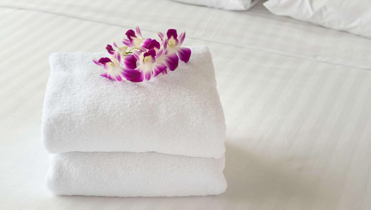 Studios & Suites 4 Less 샬럿 외부 사진